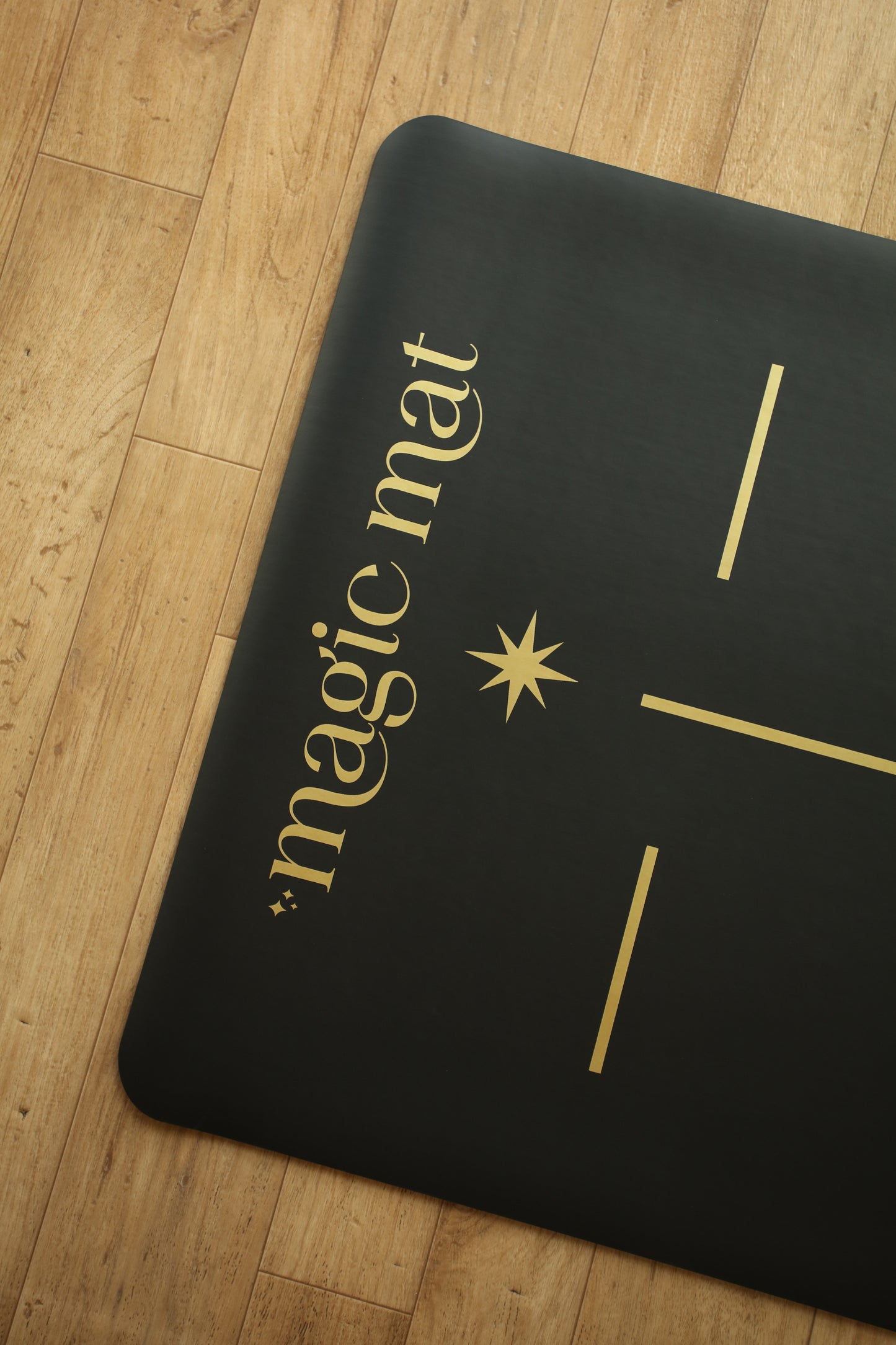 NEW Gold Foil Magic Mat
