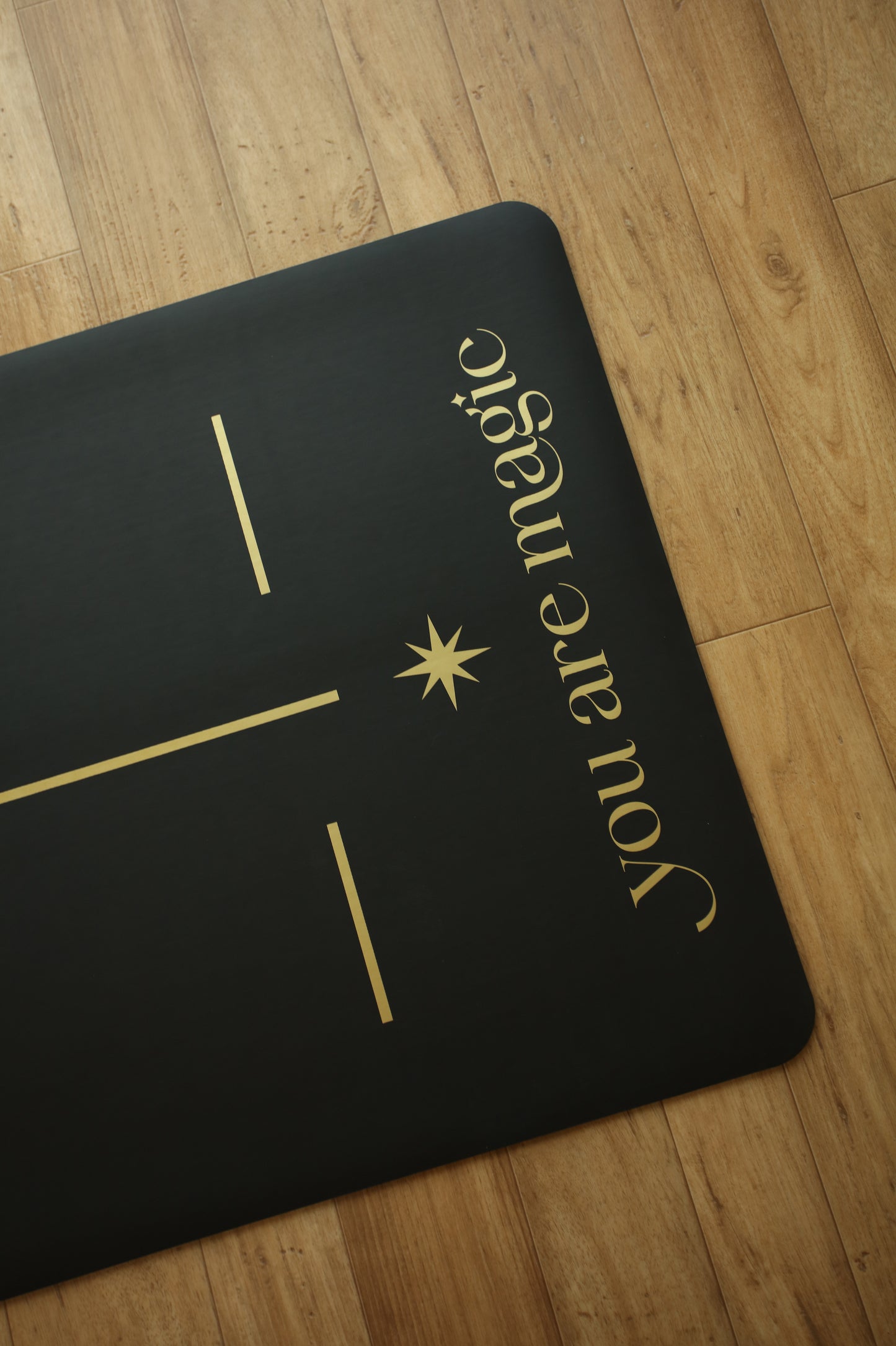 NEW Gold Foil Magic Mat