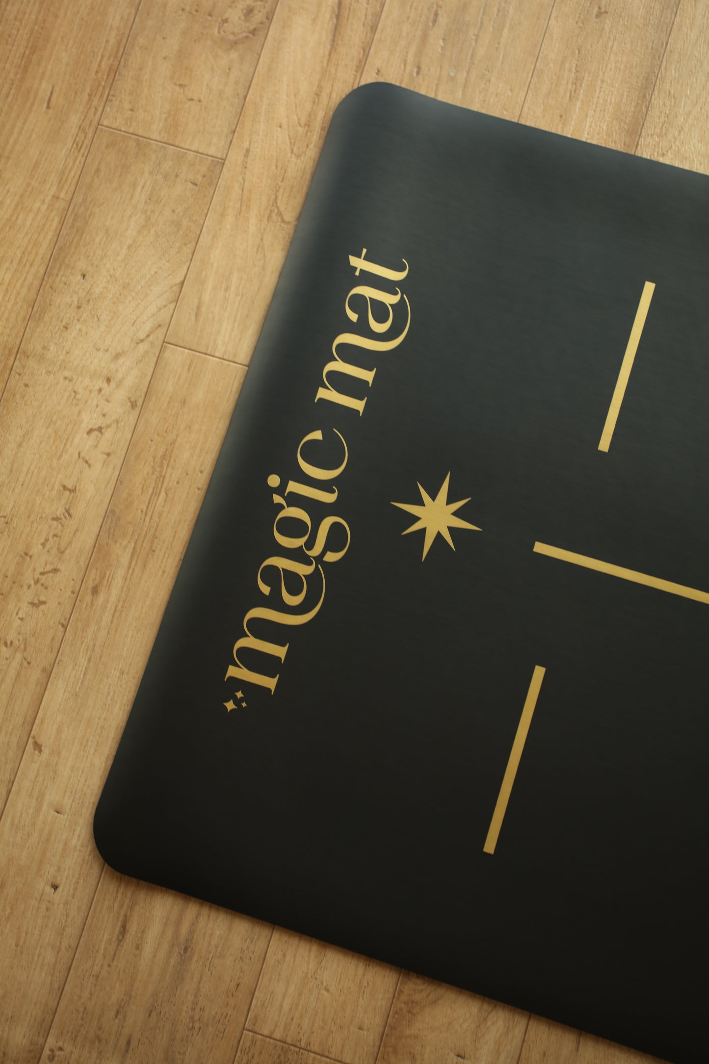 NEW Gold Foil Magic Mat
