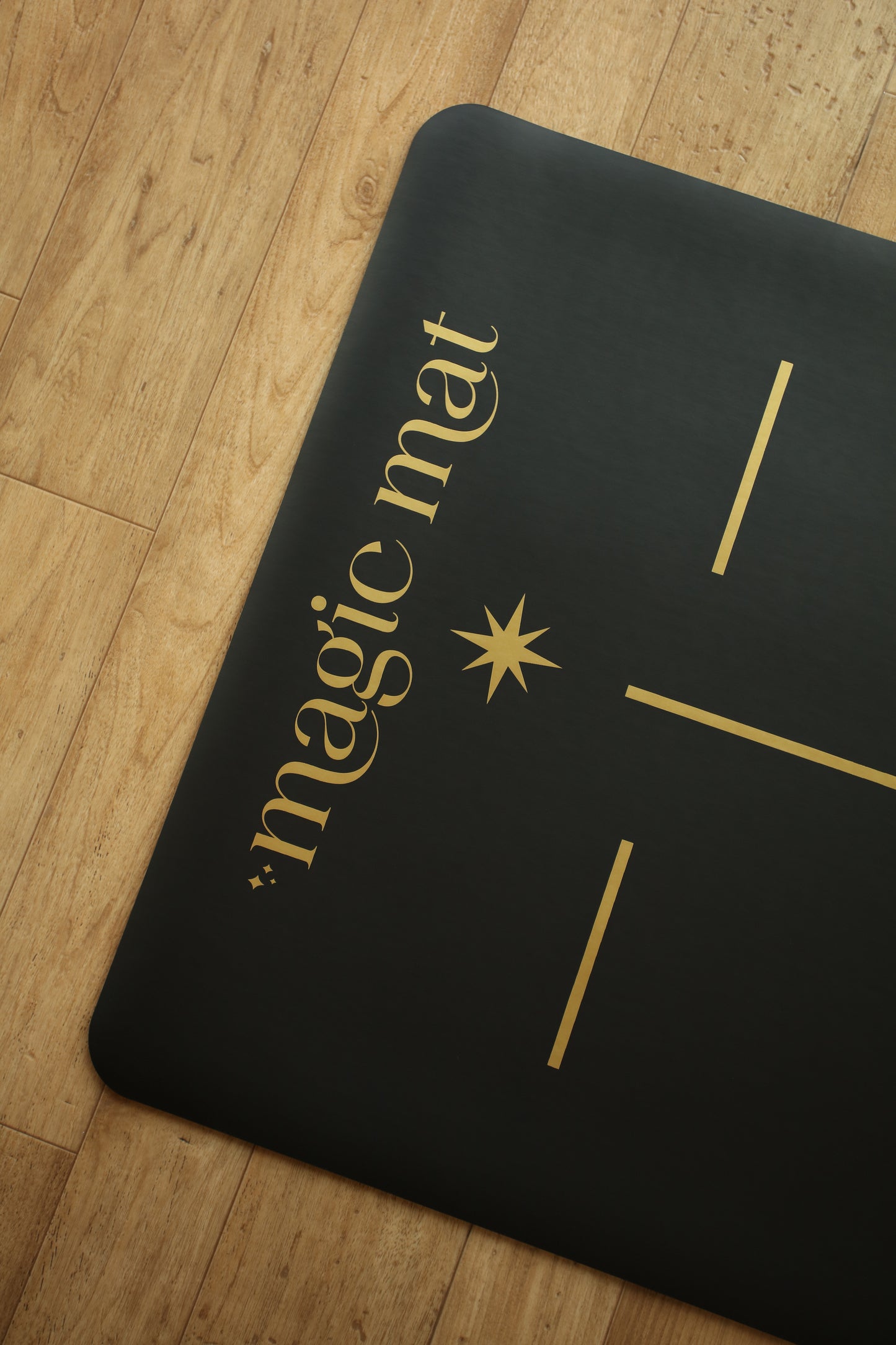 NEW Gold Foil Magic Mat